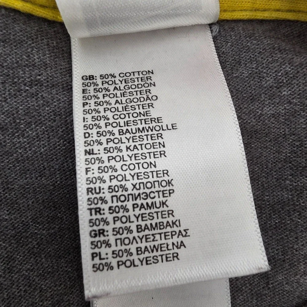 The North Face T Shirt Mens‎ Medium Gray Spell Out Logo Statement Hiking Casual